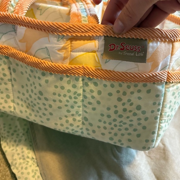 Dr. Seuss Baby Bedding Set with Tote Oh The Places You’ll Go Trend Lab Green - Picture 5 of 9